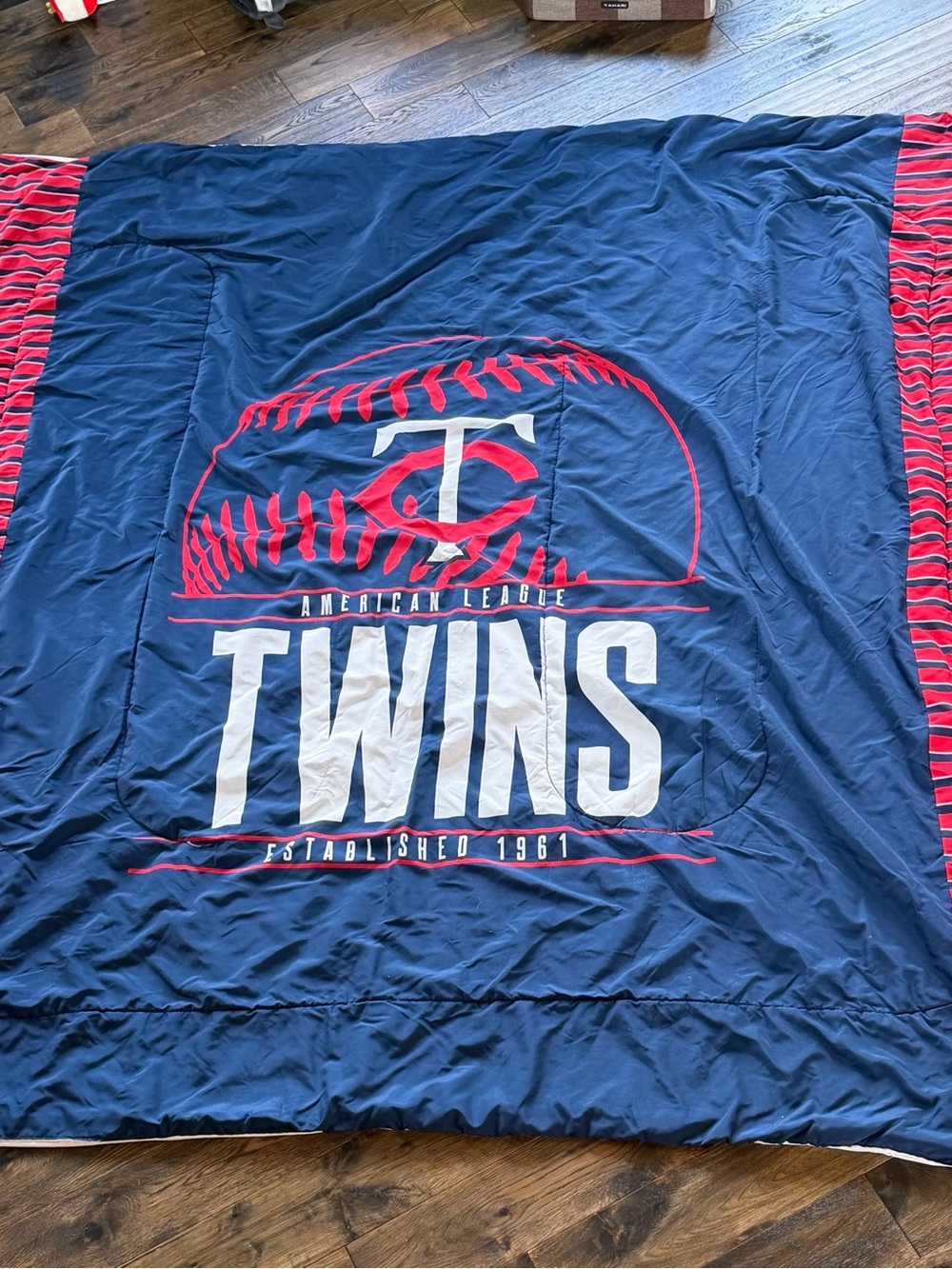 Minnesota Twins Navy Blue Comforter with Red and White Team Logo